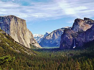 [Yosemite Valley from Wawona Tunnel view, vista point..JPG]